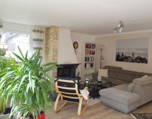 Schöne 120-qm-Ferienwohnung - Sonnenterrasse - Stadtgrenze Lübeck