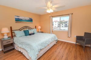 Ocean Village Club O26