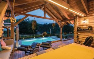 Beautiful Home In Gornji Zvecaj With Sauna 