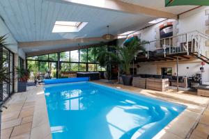 Villas Villa 4* vue mer piscine spa : photos des chambres