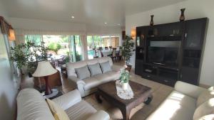 Wonderful Beach Villa, Perfect Location