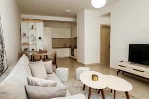 Morinj Lavender Bay Apartment E3