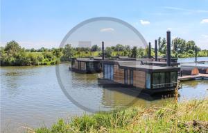 Gorgeous Ship In Ohé & Laak With Wifi