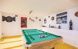 Amazing Home In Brsecine 