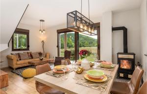 Awesome Home In Gospic With Wifi