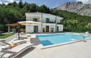 Beautiful Home In Omis With Sauna