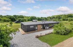 Beautiful Home In Tranekær With Wifi - Hou
