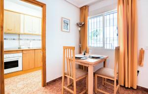 Awesome Apartment In Santa Pola