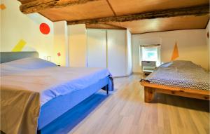 Maisons de vacances Pet Friendly Home In Laudun-L'ardoise : photos des chambres