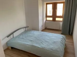 Schöne Dachgeschosswohnung im Herzen von Deidesheim - Forst