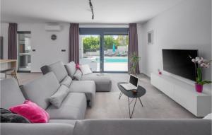 Stunning Home In Rebici With Sauna