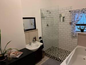 Cosy Home with an Ocean Breath!