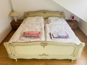 Apartment mit schöner Aussicht auf den Großen Feldberg & Burg Königstein