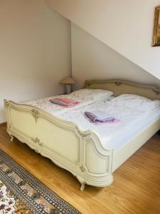 Apartment mit schöner Aussicht auf den Großen Feldberg & Burg Königstein