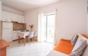 Lovely Apartment In Dubrovnik With Wifi