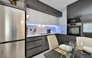 Lovely Home In Vinogradi Ludbreski