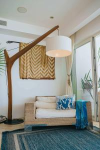 Full Floor Beachfront Luxury Apartment