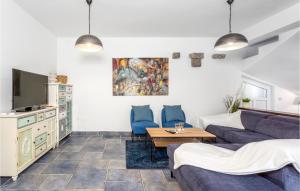 Awesome Home In Kornic With Kitchen 