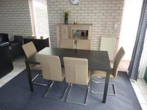 Holiday Home in Schoneveld with Garden