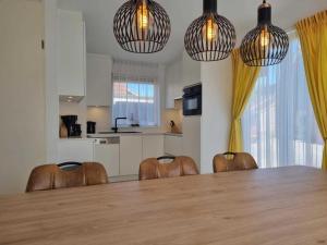 Eco Retreat by the Sea