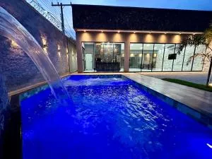 Casa ARUANÃ 6 SUITES - 阿鲁阿南