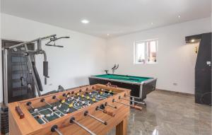 Gorgeous Home In Umcani