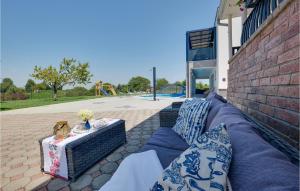 Amazing Home In Sedlarica With Sauna