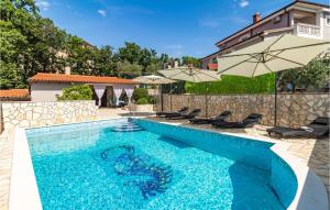 2 Bedroom Stunning Apartment In Jadranovo