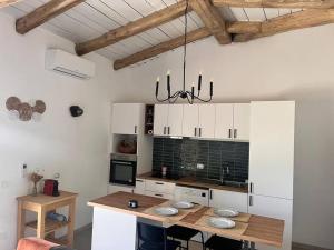 Charming Sardinian Dream Home img6