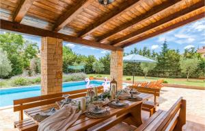Stunning Home In Pula With Outdoor Swimming Pool 