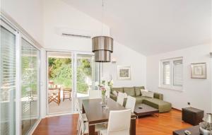 Cozy Home In Dolac With Outdoor Swimming Pool 