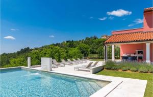 Villa Rainis Hill Top