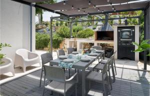 Lovely Home In Alviano With Kitchen