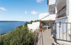 1 Bedroom Lovely Apartment In Pisak 