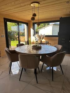 Chalets Le Chalheureux : photos des chambres