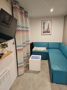Mobil-home 4 personnes dans camping 5 étoiles proche de la mer