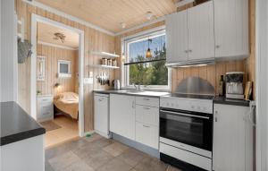 Holiday Home Perikumvej Aakirkeby I