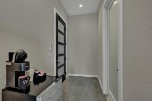 The Bentley Hotel on 290