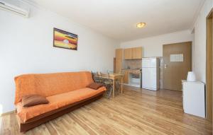 Apartment Vojskovo I