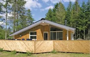 Holiday Home Skovsgårdsvej - Dronninglund