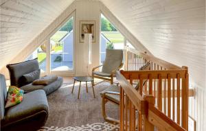 Cozy Home In Zerpenschleuse With Wifi