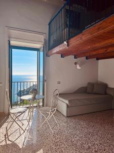 Una casa...vista mare