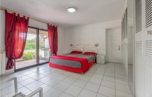 Gorgeous Home In Vias