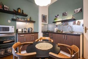 Cosy and Spacious Apartment in the Center