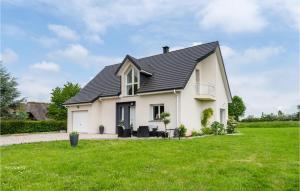 Cozy Home In Lyons-La-Forêt
