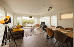 2 Bedroom Stunning Ship In Aalsmeer