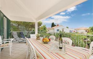 Lovely Apartment In Jadrija With Wifi 