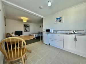 Your Mira Mar Hide Away