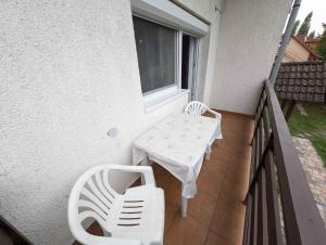 Apartments in Zamardi - Balaton 52987