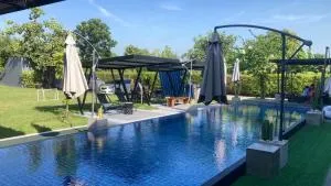 Phornkanok pool villa Friends & Family - Prakhon Chai